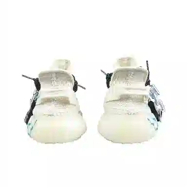 adidas Yeezy Boost 350 V2