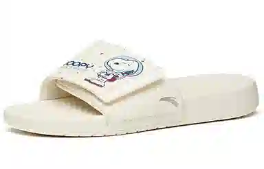 SNOOPY x Anta