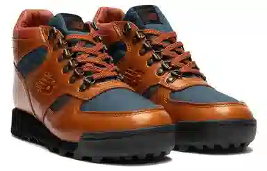 New Balance Rainier Brown