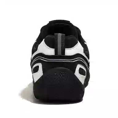 HUANQIU Black White Sneakers