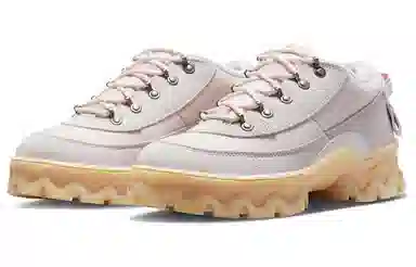 Nike Lahar Low "Teddy Bear"