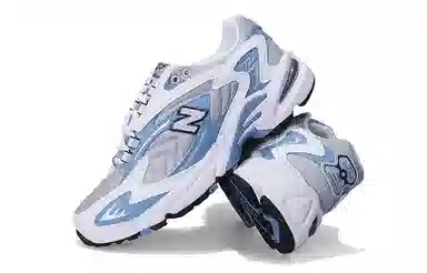 New Balance 725 White Blue