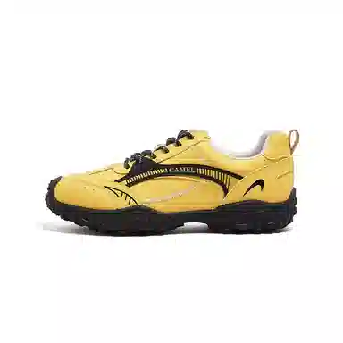 Camel Biscuit Trainer