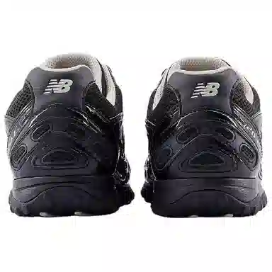 New Balance 204L