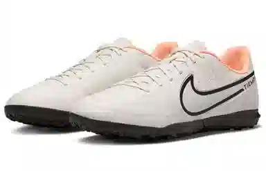 Nike Tiempo Legend 9 Club TF