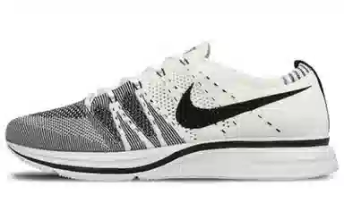 Nike Flyknit Trainer White Black