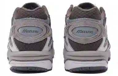 Mizuno Wave Solar V2