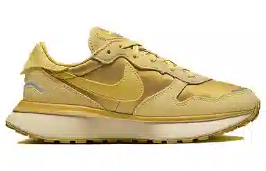 Nike Phoenix Waffle Yellow