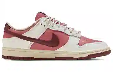 Nike Dunk Low "Valentine’s Day"