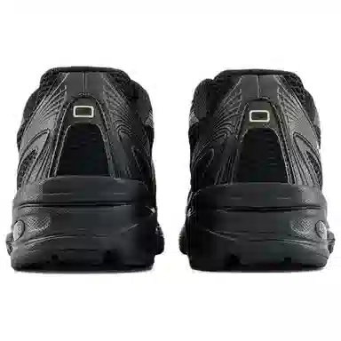 New Balance 740 Black