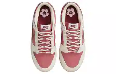 Nike Dunk Low "Valentine’s Day"