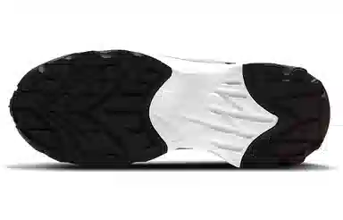 Nike TC 7900 Off-White Black