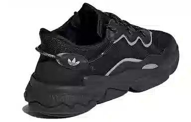 adidas Ozweego