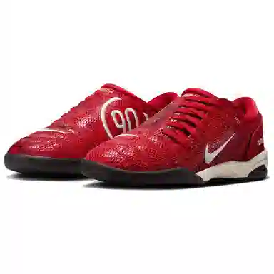 Nike Total 90 III Red