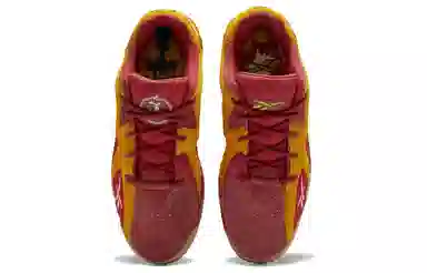 Looney Tunes x Reebok Hurrikaze 2 Low