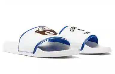 OIOI x Reebok classic slide