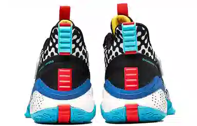 Xtep Low Top Sneakers Black White