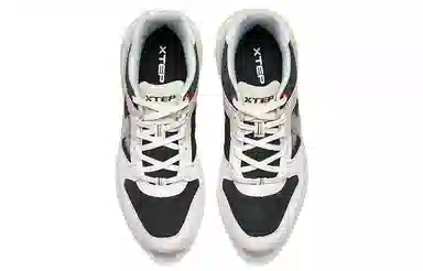 特步 舒适 减震透气 低帮 休闲运动鞋 女款 黑白