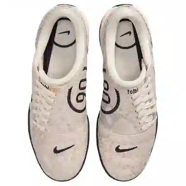 Nike Total 90 III Brown
