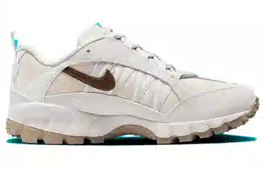 Nike Air Humara