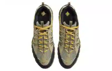 Nike Air Humara "Wheat Grass"