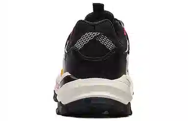 Erke Low-Top Black Red