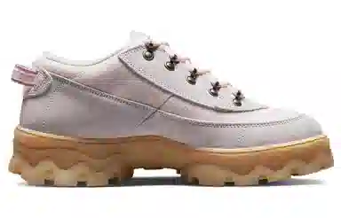 Nike Lahar Low "Teddy Bear"