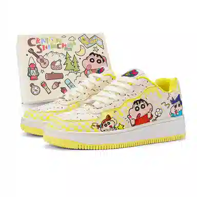 Crayon Shinchan Love Pair Low Sneakers