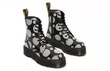 Dr. Martens Jadon