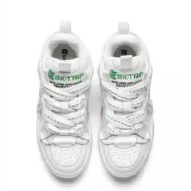 SK.TRIP Retro White