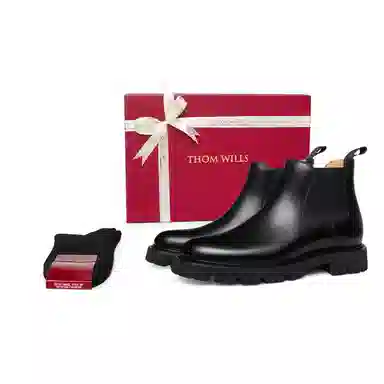 Thom Wills Chelsea Boots Black