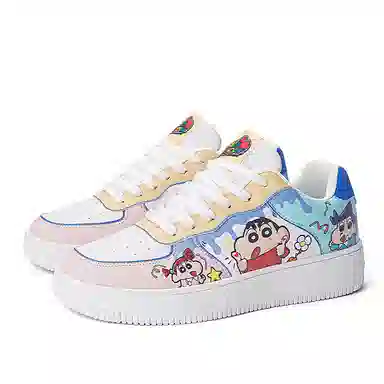 Crayon Shinchan Love Pair Low Sneakers