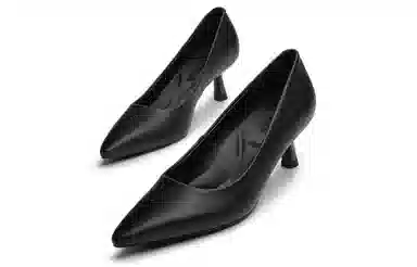 Charles & Keith Pointed Toe Heels Black