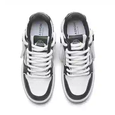 Doraemon Air Force 1