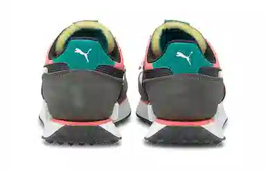 PUMA Future Rider Play On