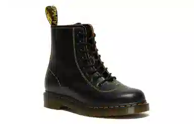 Dr. Martens Pharsmond Black
