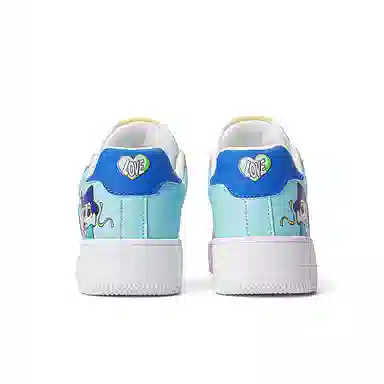 Crayon Shinchan Love Pair Low Sneakers