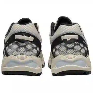 Asics Gel-Kahana TR Beige