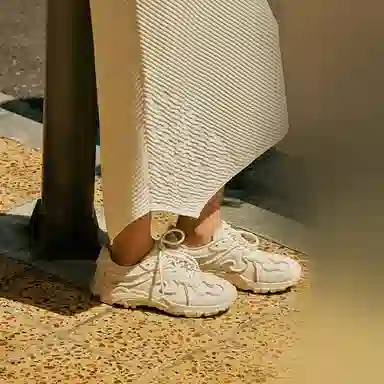 ROSESTUDIOBYGUOPEI x 73Hours