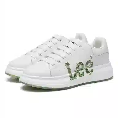 Lee Sneakers