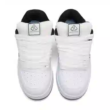 OAOQ Low Top Sneakers Beige