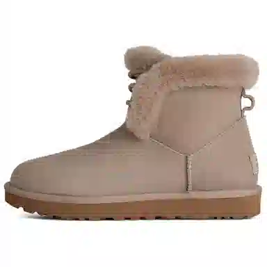 UGG Classic Mini