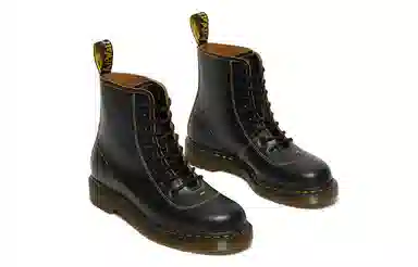 Dr. Martens Pharsmond Black