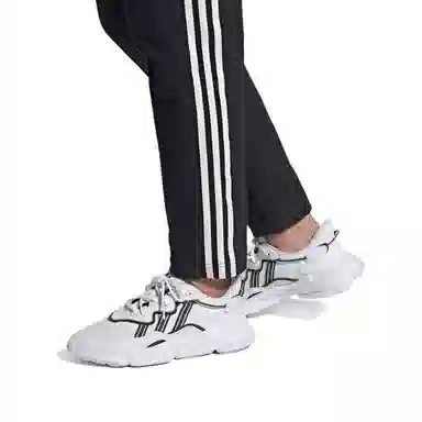 adidas Ozweego White