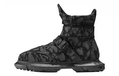NORVINCY Camo Knit Martin Boots