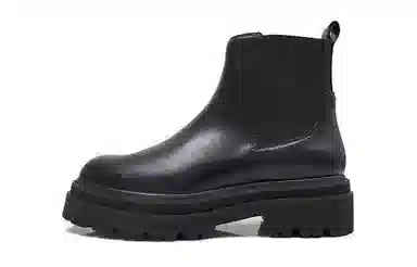 Minnetonka Chelsea Boots Black