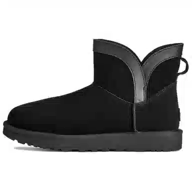UGG Classic Novelty