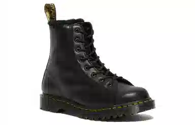 Dr.Martens Short Boot Black