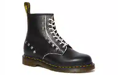 Dr. Martens 1460 Stud