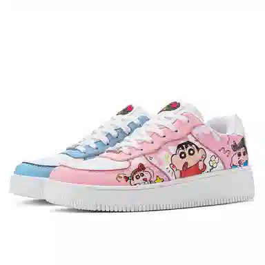 Crayon Shinchan Love Pair Low Sneakers